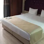 Aparthotel Siesta 4*
