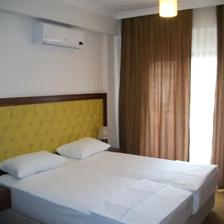 Siesta Apartmanhotel 3*