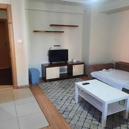 伊兹密尔斯尔斯塔公寓式酒店 3*