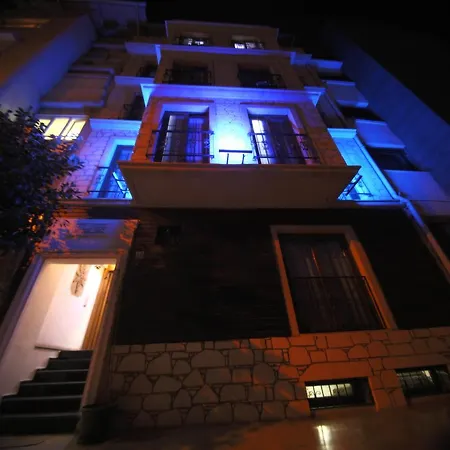 伊兹密尔斯尔斯塔公寓式酒店 3*